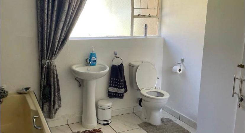 5 Bedroom Property for Sale in Sasolburg Ext 23 Free State